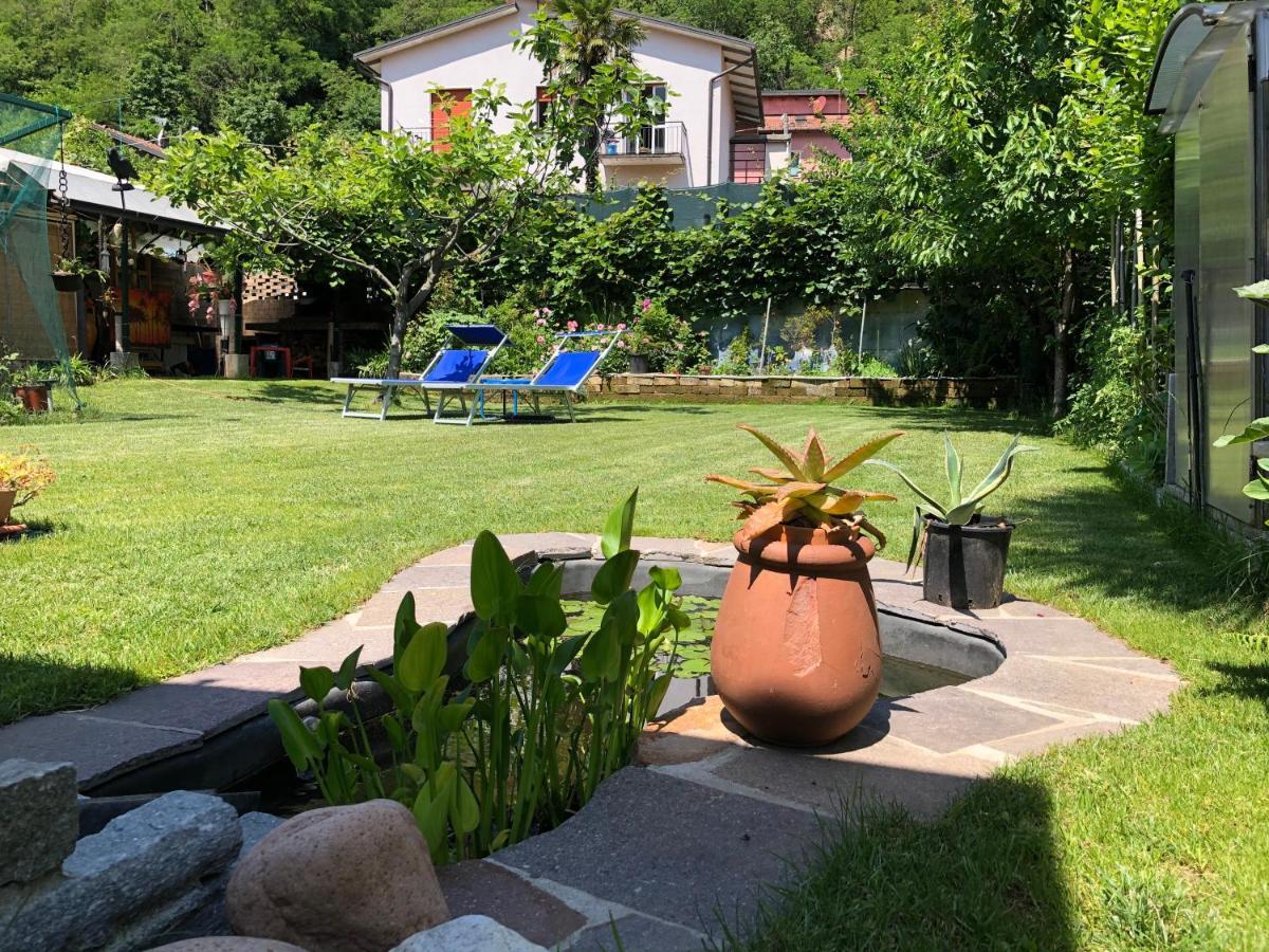 Clua Holiday House Porto Ceresio Buitenkant foto